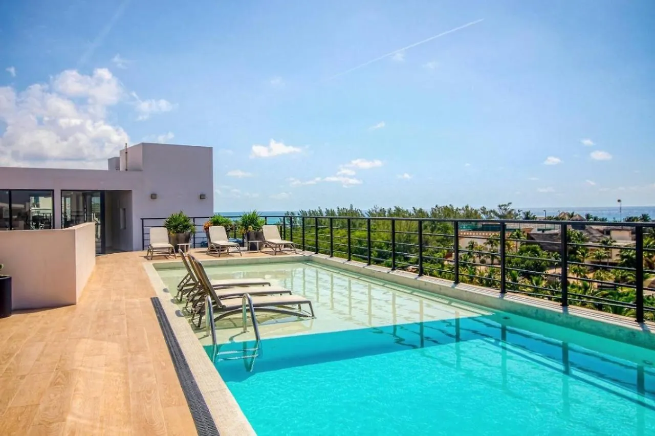 Quiet Studio 2 Blocks To The Beach Playa del Carmen Apartman